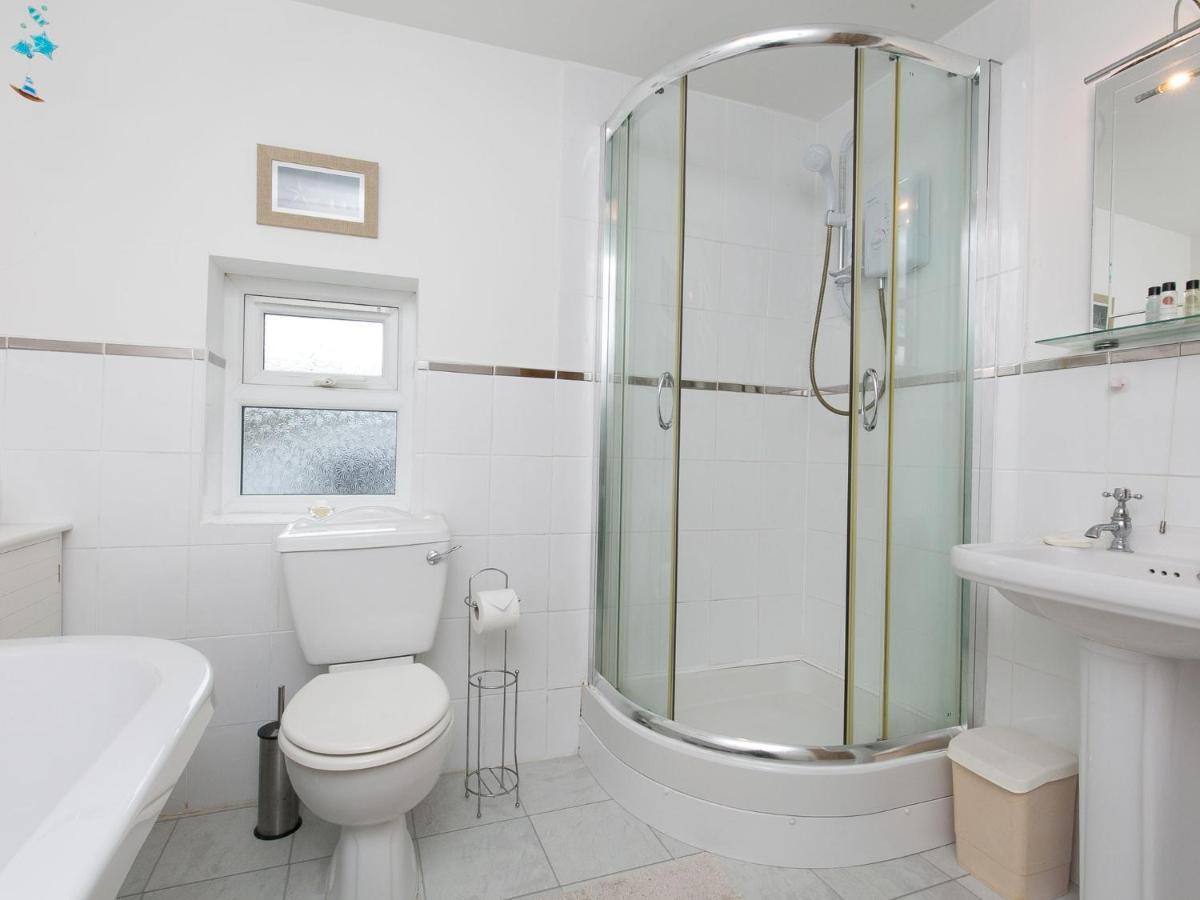 Pass The Keys Comfortable Stone Built Cottage In Menai Bridge Exterior foto